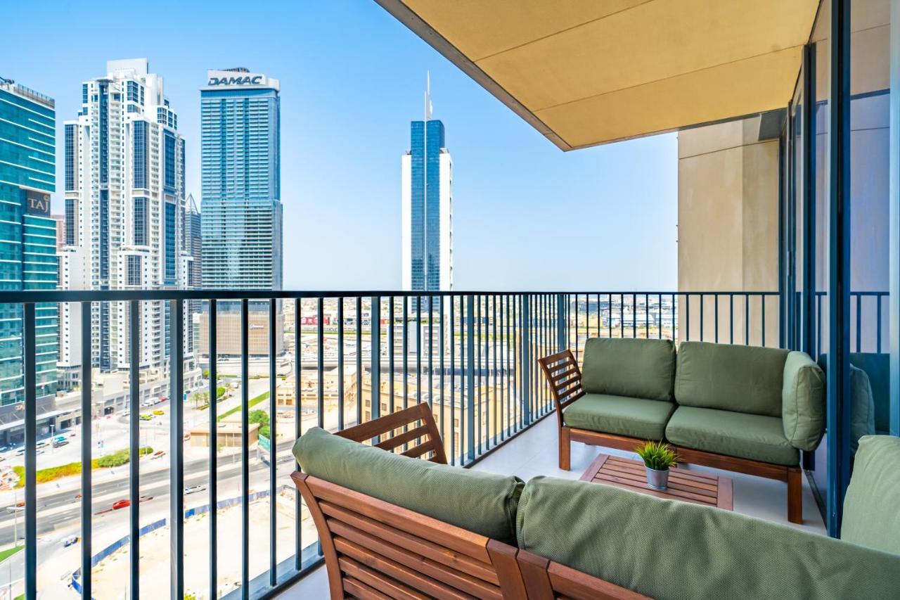 Incredible Views From This Classy Apt With Terrace Dubai Esterno foto