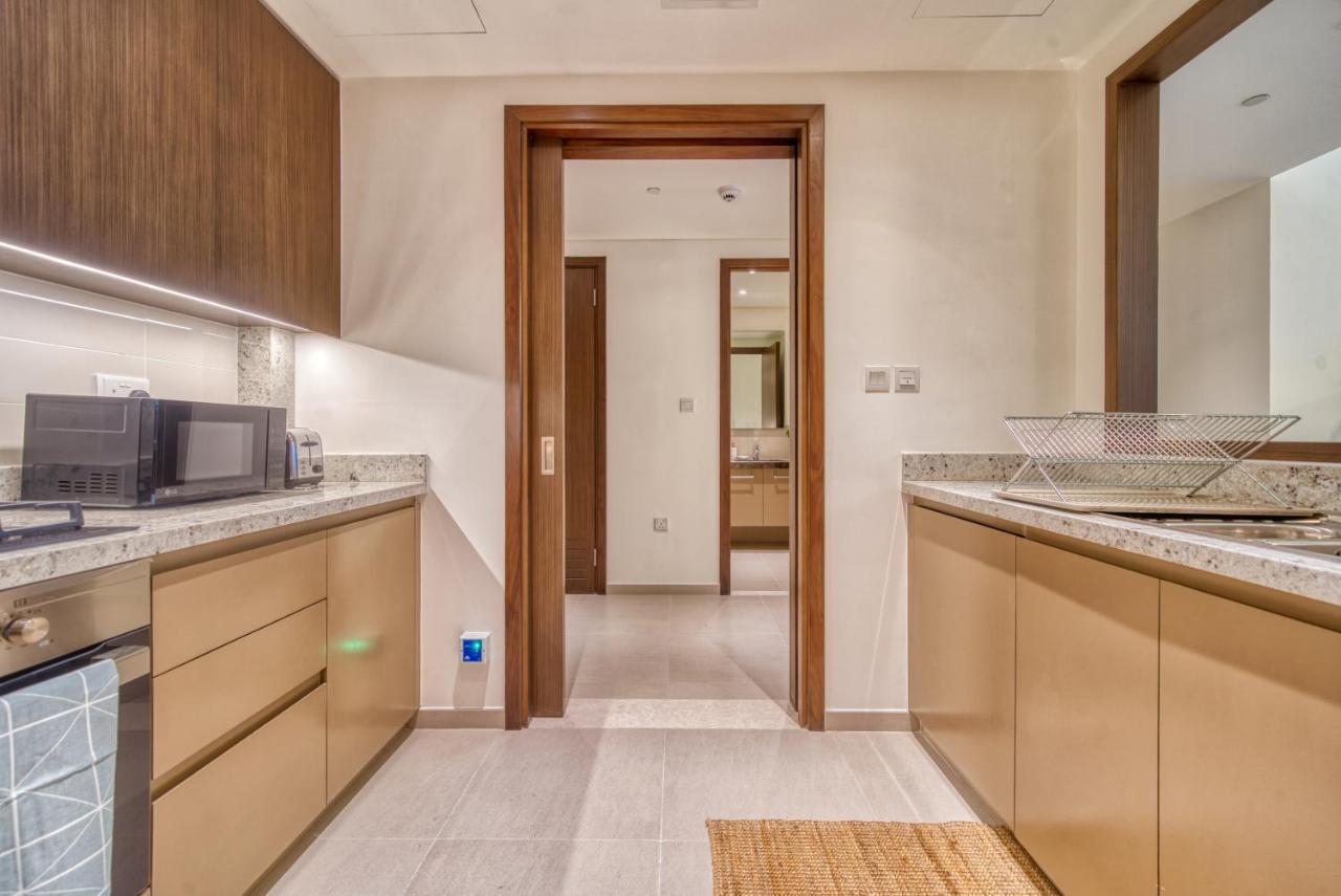 Incredible Views From This Classy Apt With Terrace Dubai Esterno foto